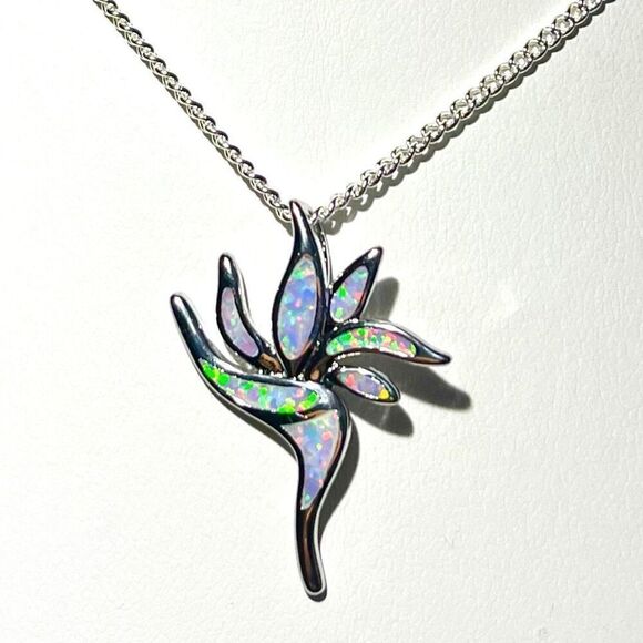 AYD Beautiful White Opal torch Pendant - Picture 6 of 13